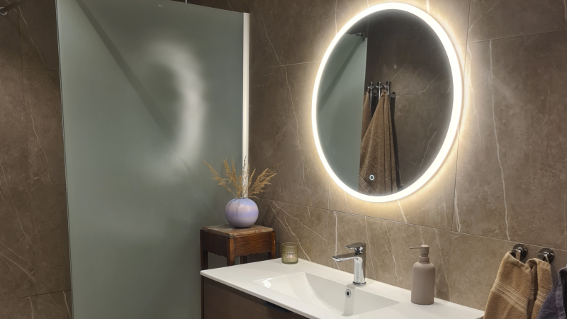 Christer och Cathrin i Domsjö fick hjälp av Sjölunds Värme med att bygga om badrummet.